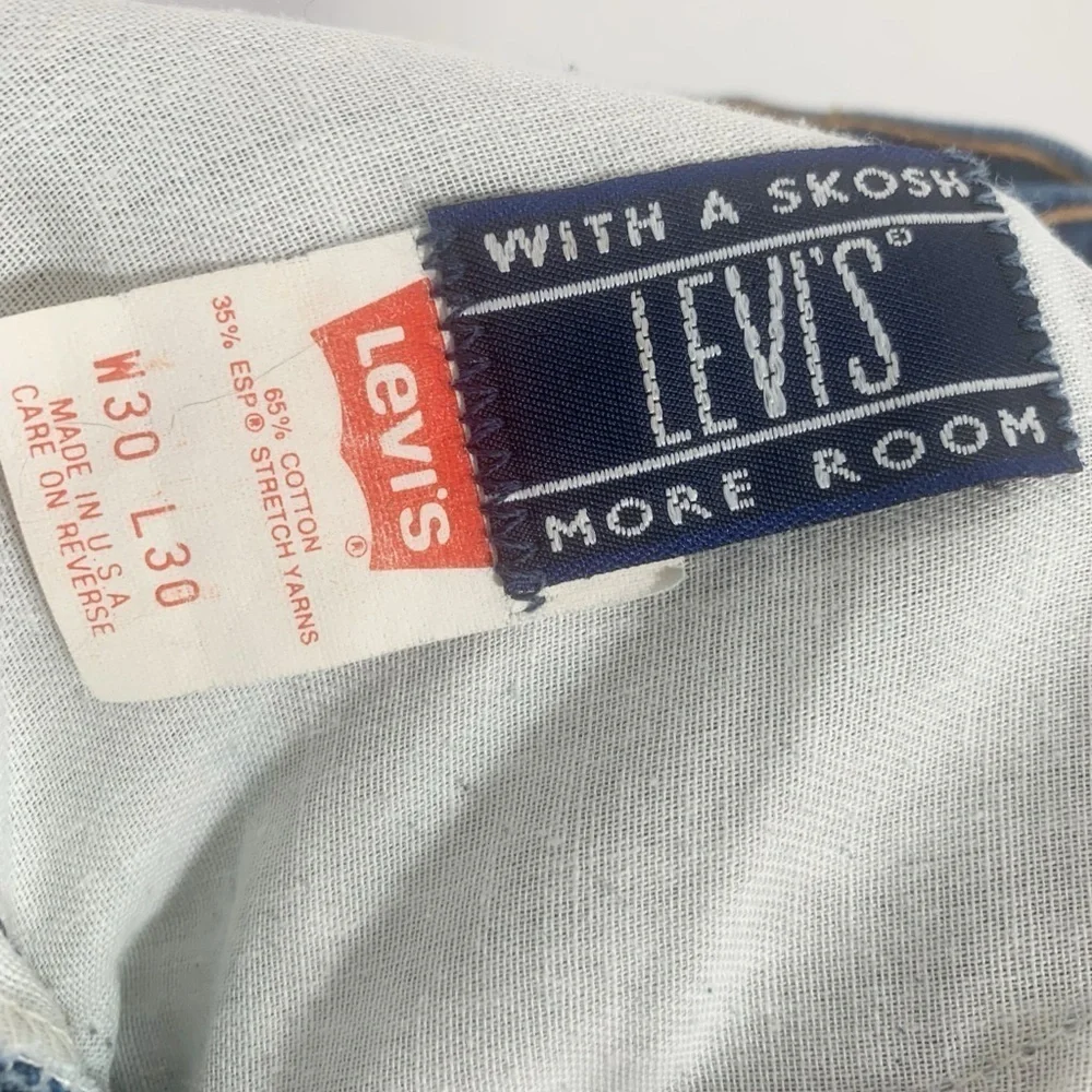 Vintage Levi's Straight Leg Jeans Size 30
